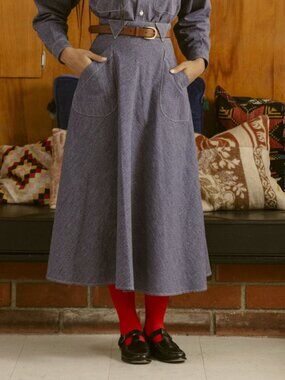 Carleen Triangle Loop Skirt - S&P Violet Chambray - Size M